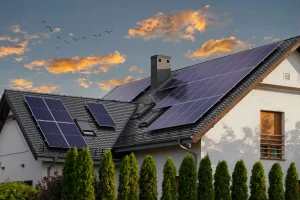 สำหรับบ้านพักอาศัยติดตั้ง Solar Rooftop ระยะยาวคุ้มมั้ย?